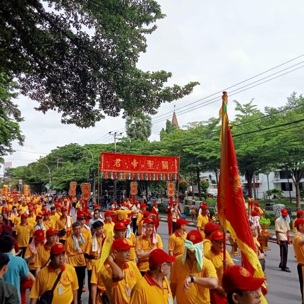 Arak-arakan 18 Dewa Cap Go Meh sebagai Pelestarian Budaya