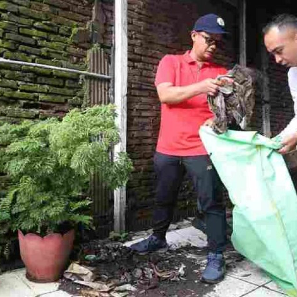 Bersih-bersih Pasar Panakukang di Hari Peduli Sampah Nasional