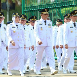 Pelantikan Ina Kartika dan Abustan Bertepatan dengan HUT Barru ke-65