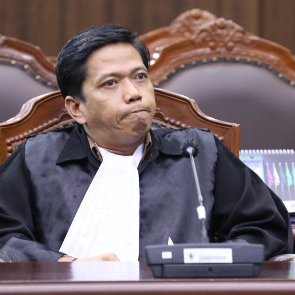 MK Diskualifikasi Calon Wali Kota dari Pasangan Calon Nomor Urut 4 Trisal Tahir