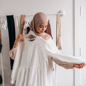 Inilah 11 Warna Baju Lebaran 2025 yang Akan Membuat Anda Tampil Menawan