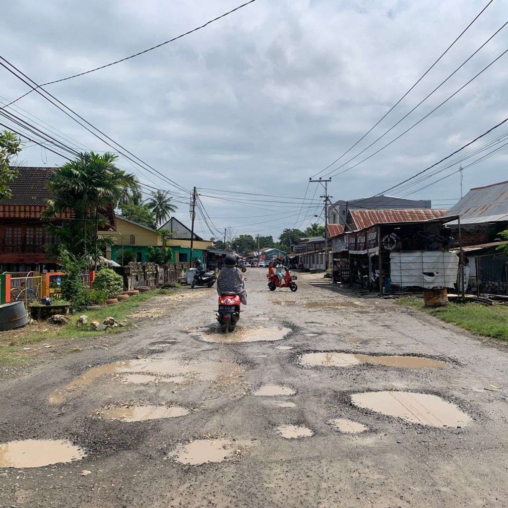 Hindari 1.400 Jalan Rusak di Jalur Utama Sulawesi Selatan Saat Arus Mudik