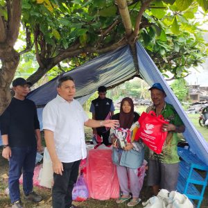 Dinsos Sulsel Tanggap Bencana, Langsung Salurkan Bantuan kepada Korban Kebakaran