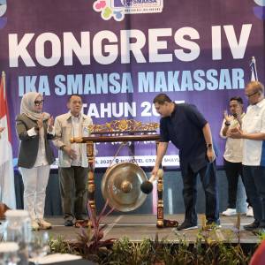 Kongres IV IKA SMANSA, Munafri Ajak Alumni Berkolaborasi Atasi Tantangan Sosial di Makassar