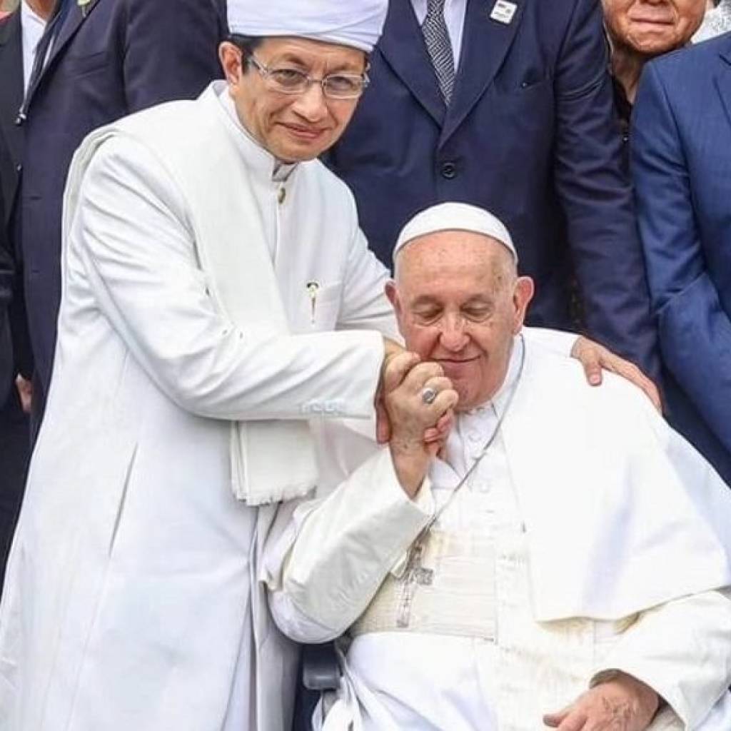 Menag Nasaruddin Ucapkan Duka Mendalam Atas Wafatnya Paus Fransiskus