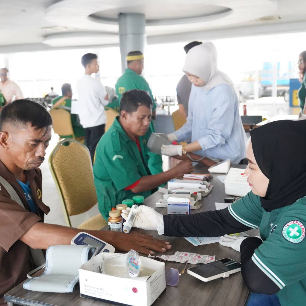 Pelindo Jasa Maritim Gelar Pemeriksaan Kesehatan Gratis untuk Buruh