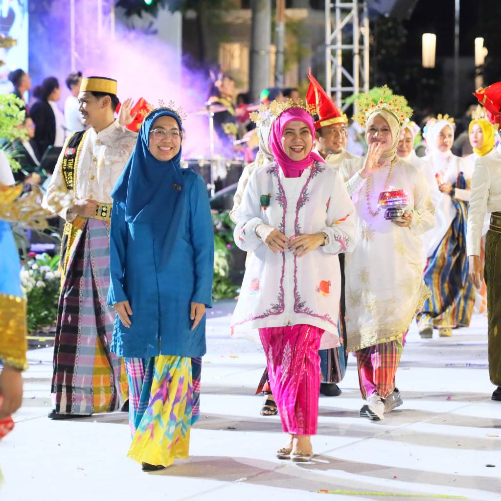 Inovasi dan Budaya Lokal Memikat Pengunjung ke Booth Makassar di Indonesia City Expo APEKSI 2025