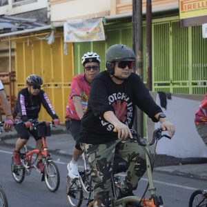 Resmi Lepas Gowes Brompton Day Out, Wali Kota Sambut Ribuan Pencinta Sepeda Lipat