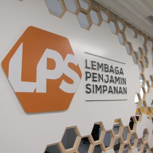 Perlambatan Perilaku Menabung dan Kehati-hatian Konsumen