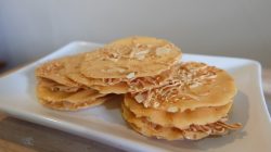 Cicipi Renyahnya Almond Cheese Crispy, Gampang Buatnya!