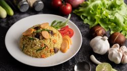 Dijamin Enak! Yuk Coba Resep Nasi Goreng Rendang ala Chef Chepi