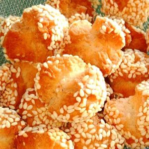 Onde-Onde Ketawa Pematangsiantar, Camilan Renyah & Mekar