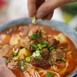 5 Resep Makanan Berkuah untuk Sahur yang Hangat dan Mengenyangkan