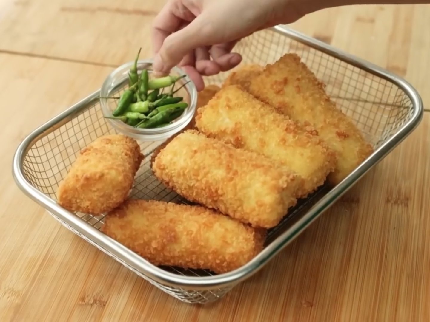 Risol Ragout Ayam (Sumber gambar: Chef Devina Hermawan/Twitter)