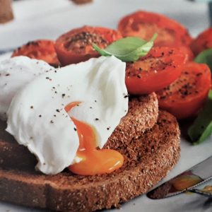 Poached Egg ala Chef Rudy Choirudin, Teknik Memasak yang Simpel dan Lezat