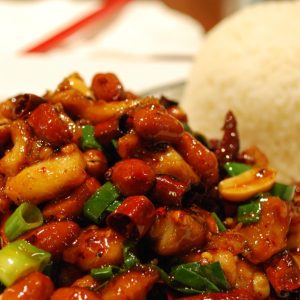Ayam Kungpao Pedas ala Restoran China, Lezat dan Menggugah Selera