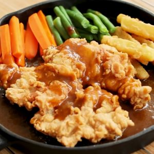 Bistik Ayam Krispi ala Chef Devina Hermawan, Crispy dan Lezat!