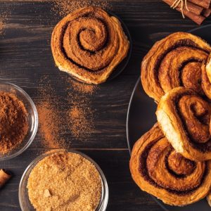 Cinnamon Roll, Roti Lembut dengan Aroma Kayu Manis yang Menggugah Selera