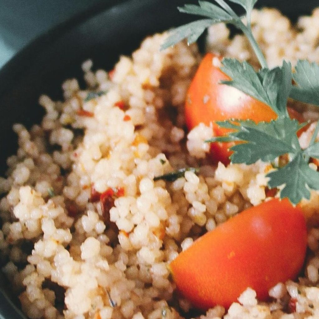 Nasi Tomat Daging Super Praktis, Cukup Pakai Rice Cooker