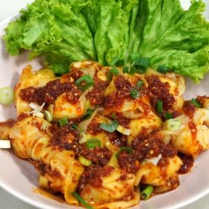 Pangsit Chili Oil Viral, Pedas Gurih Menggoda