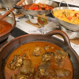 Kuliner Minang di Bopet Uda, dari Gulai Tunjang sampai Dendeng Lambok