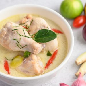 Resep Ayam Pop dan Sambal Lado Merah Khas Minang