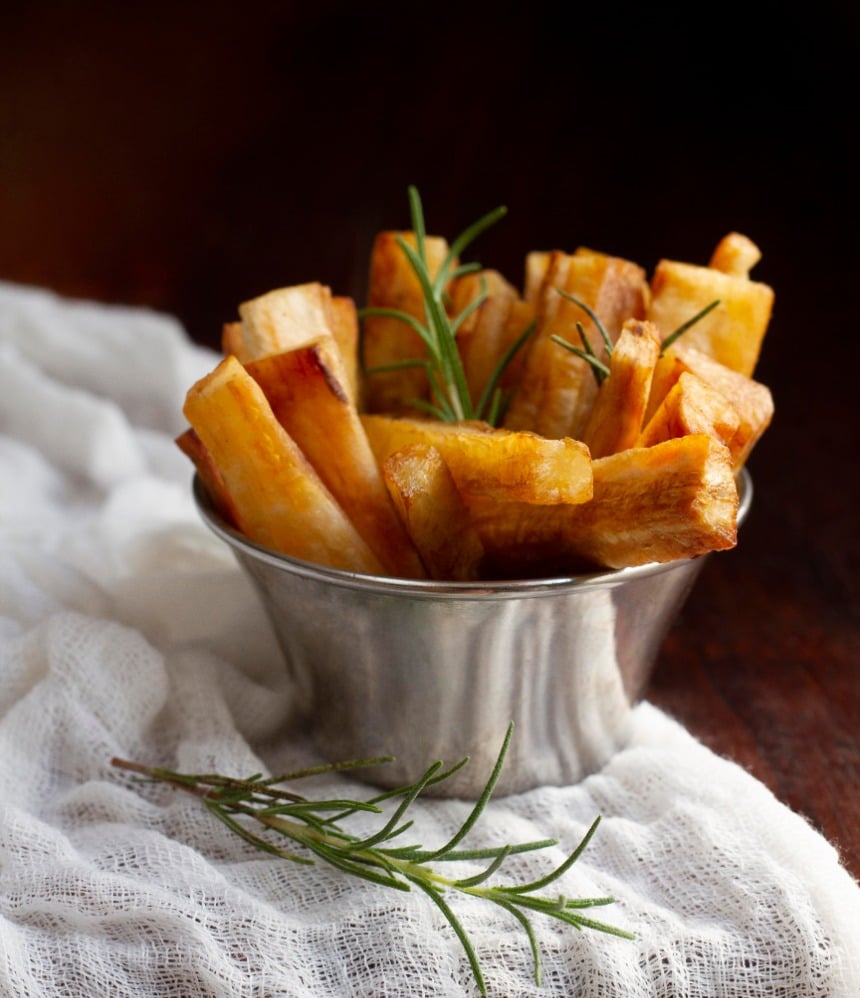 Ilustrasi singkong goreng. (Sumber gambar: Freepik)