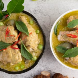 Perbedaan Opor dan Kari: Bumbu, Rasa, dan Asal Usulnya