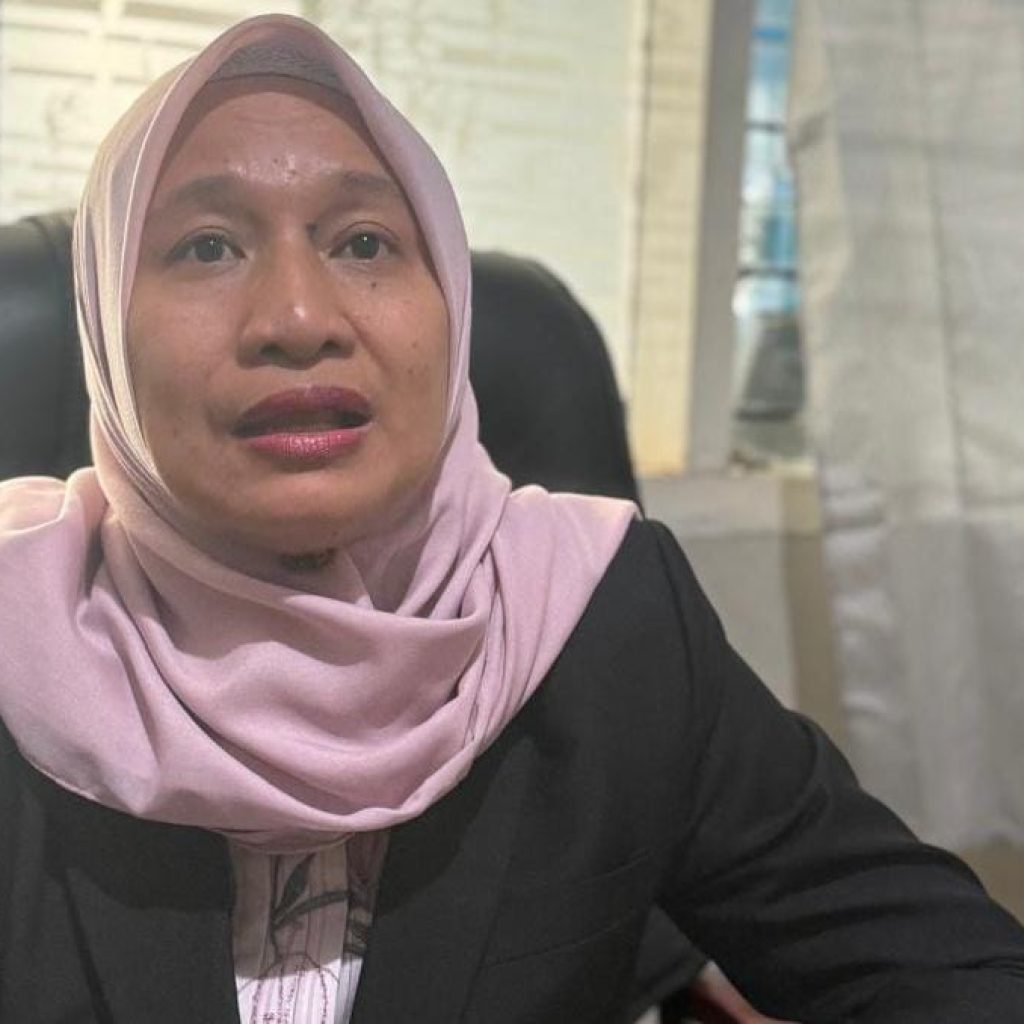 Pemkot Bagikan 1.000 Seragam Gratis untuk Siswa Baru, Delapan Sekolah Jadi Sasaran Perdana