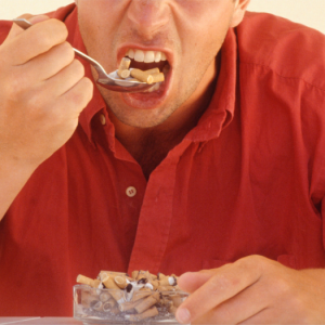 Apa yang Terjadi pada Tubuh Jika Makan Rokok?