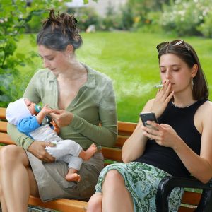 Jangan Merokok Dekat Anak, Ini Bahayanya