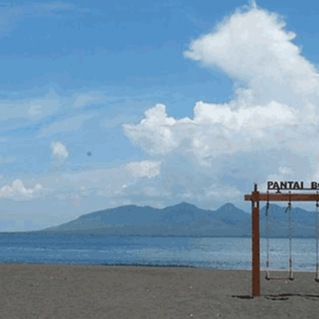 Pantai Boom Banyuwangi: Permata Tersembunyi di Jawa Timur