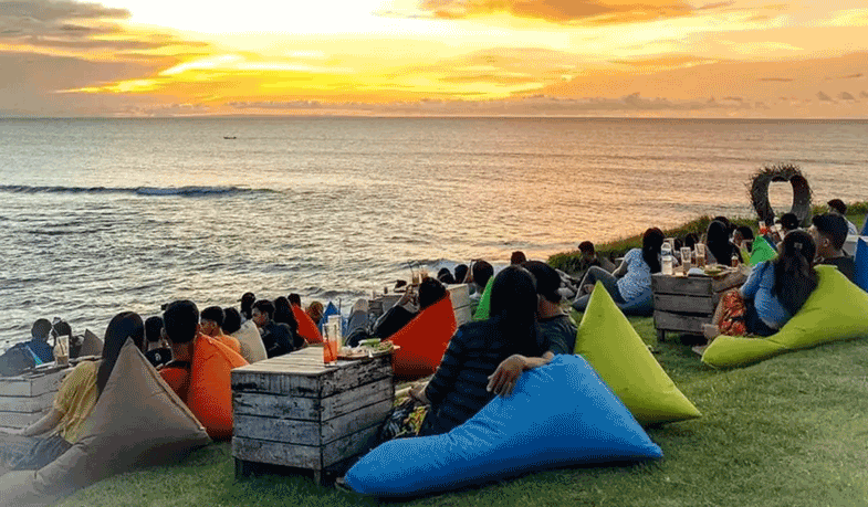 Pantai Cinta Kedungu Bali