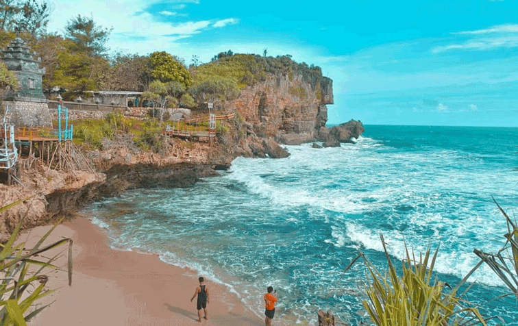 Pantai Ngobaran