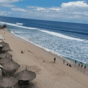 Pantai Watu Lawang Yogyakarta: Keindahan & Sejarah dalam Satu Destinasi