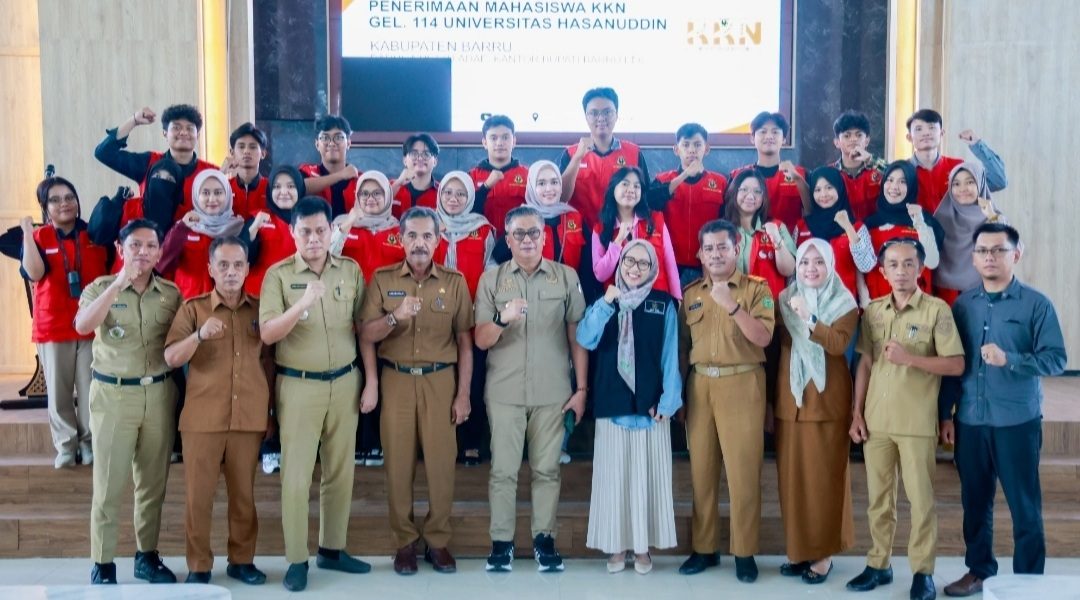 Wabup Barru Sambut Mahasiswa KKN Unhas: Dorong Sinergi Kampus & Daerah