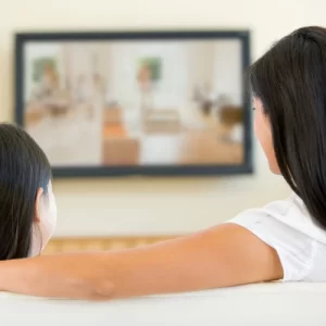 5 Penyakit Serius Akibat Terlalu Lama Menonton TV