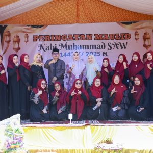 Bupati Barru Hadiri Maulid Nabi Bersama GTK se-Kecamatan Barru: Tekankan Profesionalisme Guru dan Komitmen Pendidikan