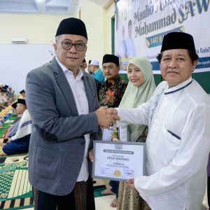 Maulid Nabi di Masjid Agung Nurul Iman Barru, 3.000 Paket Oleh-oleh Dibagikan ke Jamaah