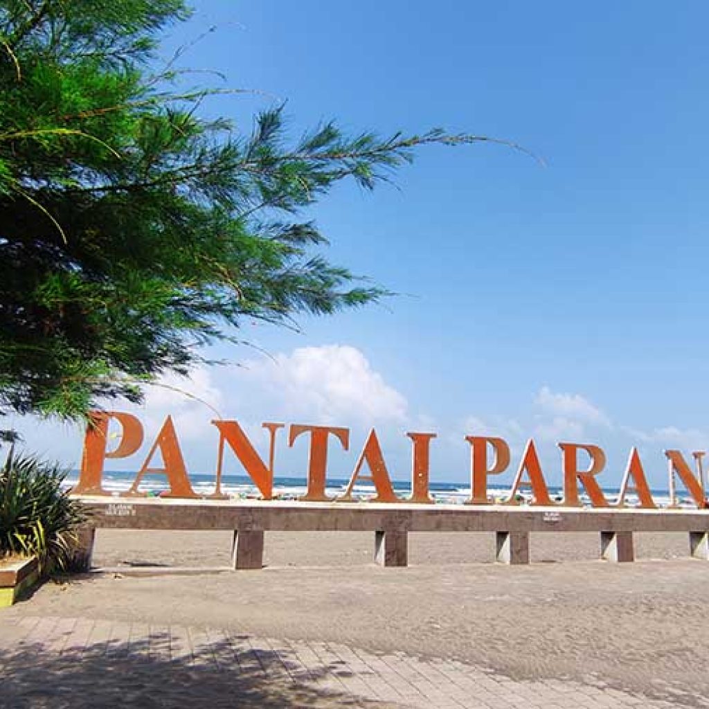 Pantai Parangtritis Jogja: Liburan Mistis dan Eksotis