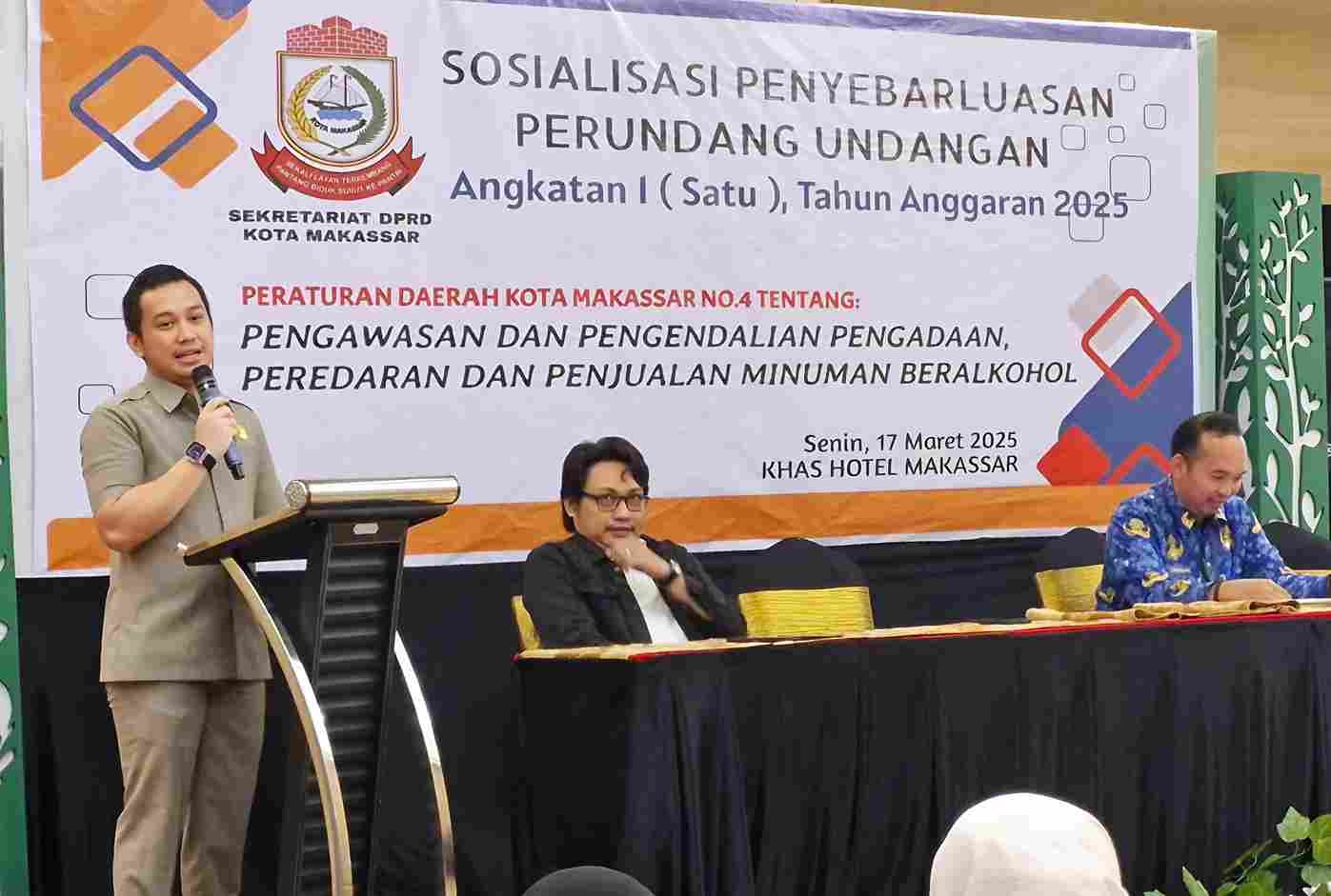 Farid Rayendra Sosialisasikan Perda Pengendalian Minuman Beralkohol ke Masyarakat