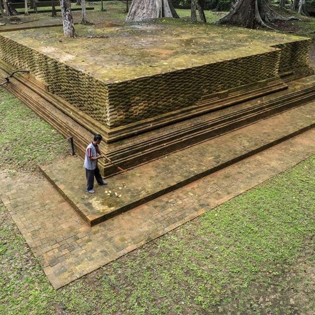 Candi Koto Mahligai: Pintu Menuju Masa Kejayaan Batanghari