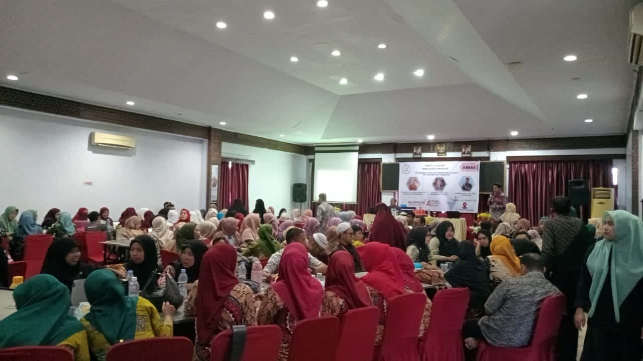Komitmen Meningkatkan Kualitas Pengajaran, SD Inpres Maccini Baru Mengikutsertakan 15 Dosen untuk Praktik Kolaboratif dalam Pembelajaran Mendalam.