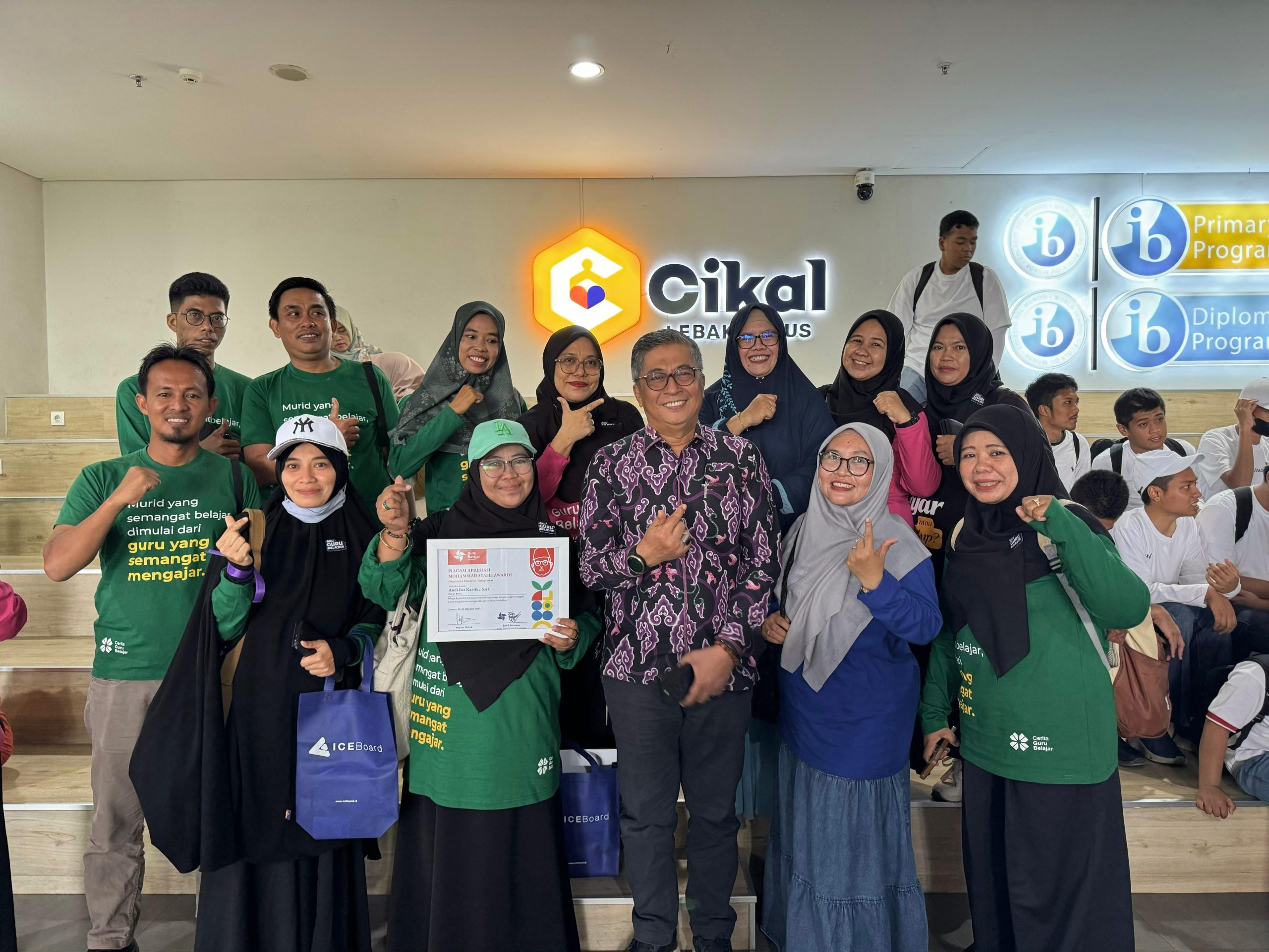 Kabupaten Barru Raih Penghargaan Nasional Mohammad Syafe’i Awards 2025 pada Ajang Temu Pendidik Nusantara XII