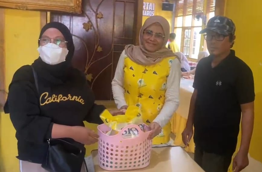 Antusias Warga Maros, 1.000 Paket Sembako Murah Golkar Ludes dalam Satu Jam