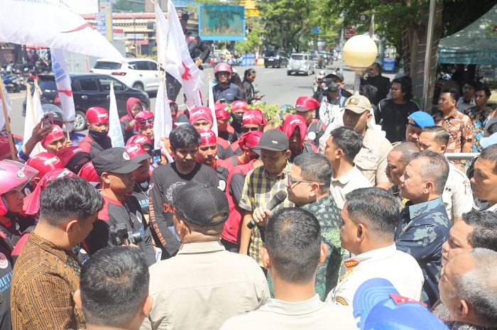 Munafri Berkunjung untuk Menampung Aspirasi FSPMI, Siap Memfasilitasi Dialog Terkait Kenaikan UMK 2026