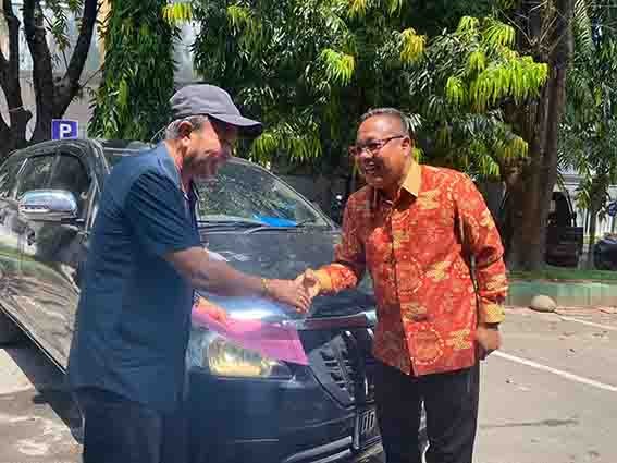 Nasran Mone Kembalikan Mobil Dinas, Sekwan Sebut sebagai Teladan Aparatur