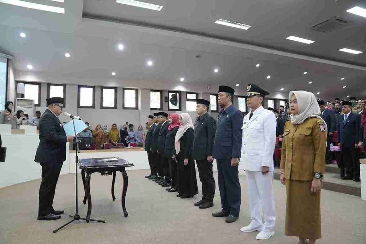 Wali Kota Lantik 46 Pejabat Baru, DPRD Ingatkan Soal Profesionalisme dan Integritas