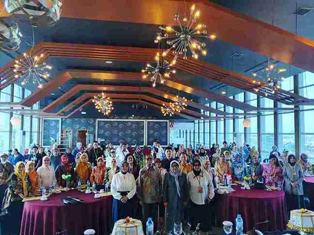 Prof. Apiaty Amin Syam: Pendidikan Adalah Pilar Masa Depan Makassar