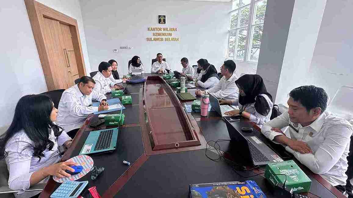 DPRD Makassar Perkuat Kualitas Regulasi Daerah Lewat Rapat Harmonisasi di Kanwil Kemenkumham